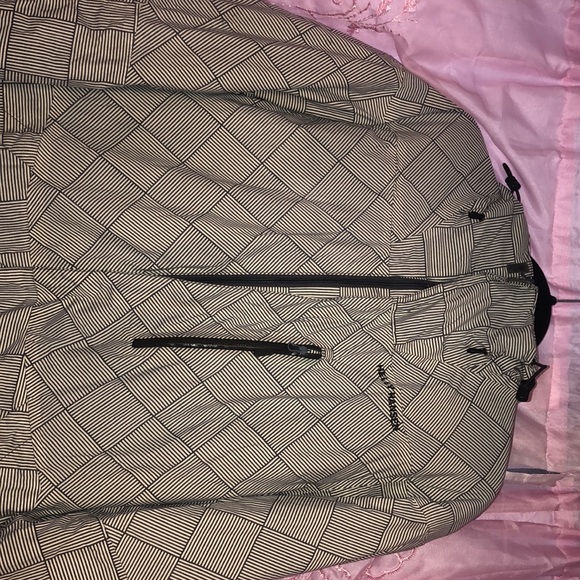 Jacket - Picture 3 of 3